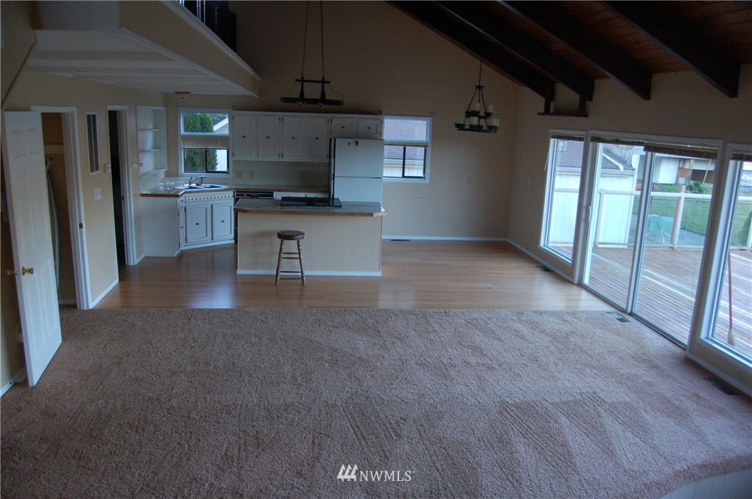 1113 Southwest Lake Roesiger Road Snohomish, WA 98290 - Photo 3 of 18