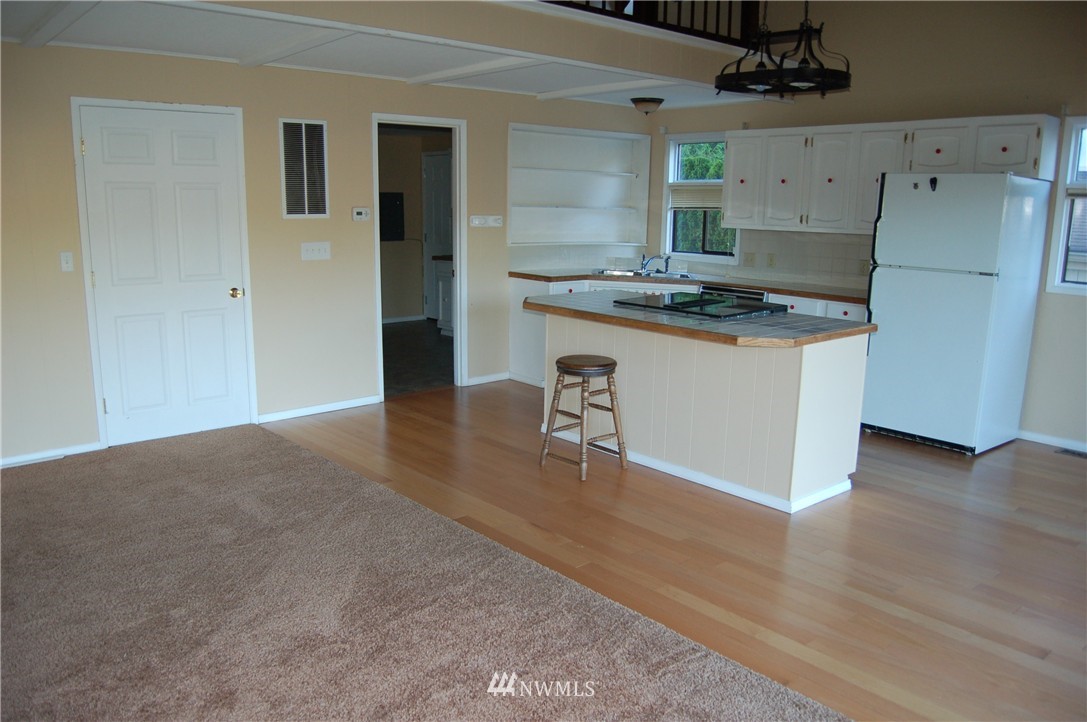 1113 Southwest Lake Roesiger Road Snohomish, WA 98290 - Photo 5 of 18