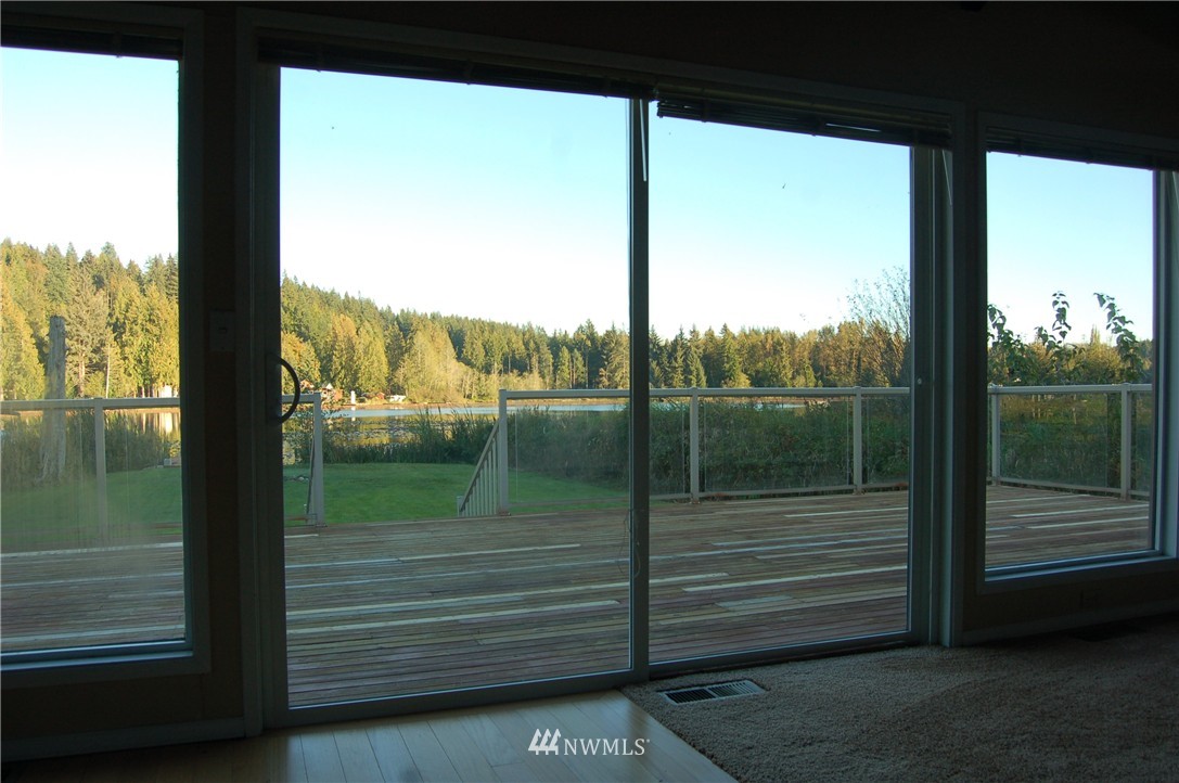 1113 Southwest Lake Roesiger Road Snohomish, WA 98290 - Photo 6 of 18