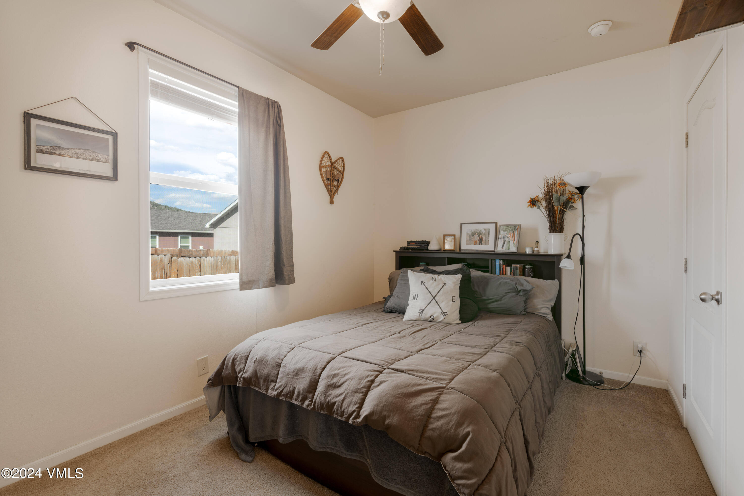 30 Salmon Loop Gypsum, CO 81637 - Photo 15 of 34 Primary