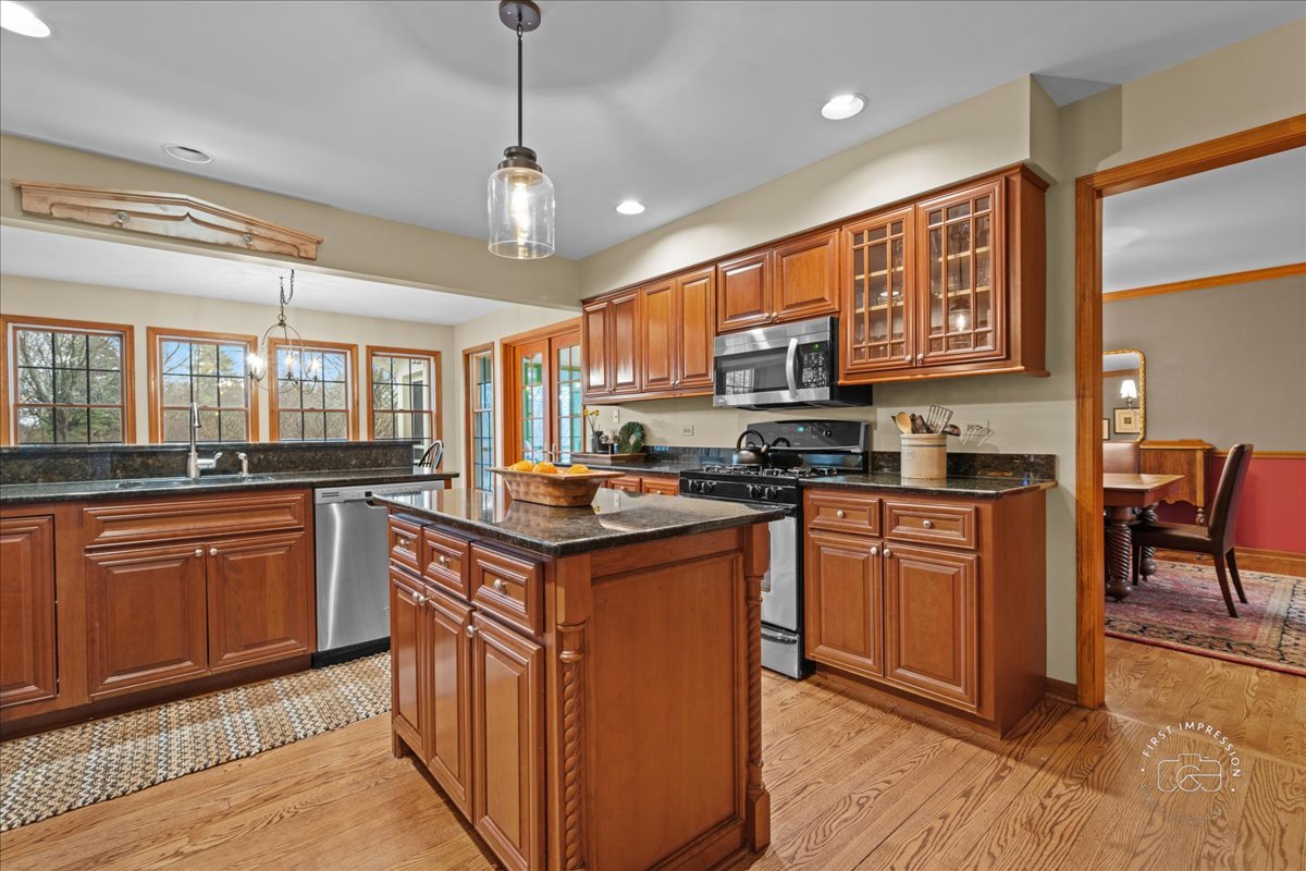 1631 Eagle Brook Drive Geneva, IL 60134 - Photo 11 of 31