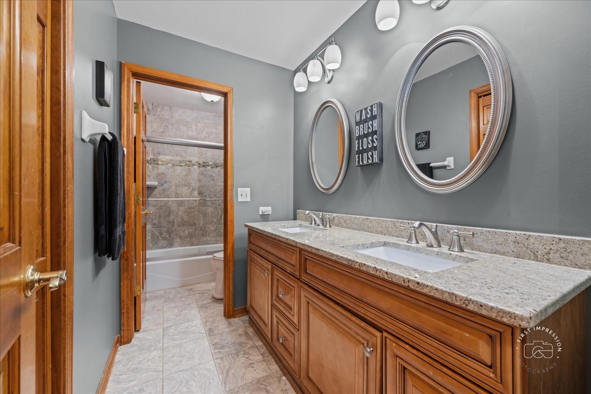 1631 Eagle Brook Drive Geneva, IL 60134 - Photo 21 of 31