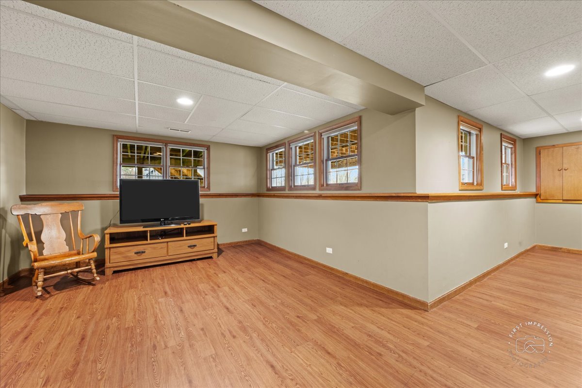 1631 Eagle Brook Drive Geneva, IL 60134 - Photo 23 of 31