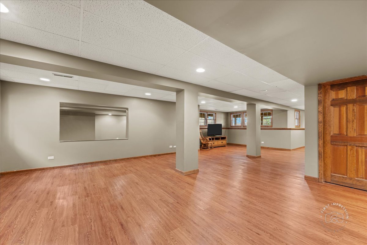 1631 Eagle Brook Drive Geneva, IL 60134 - Photo 24 of 31