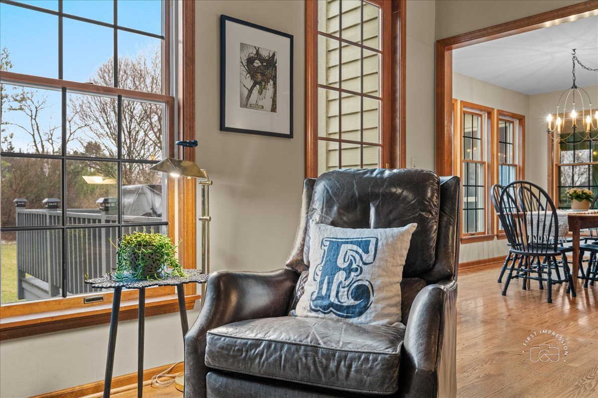 1631 Eagle Brook Drive Geneva, IL 60134 - Photo 9 of 31