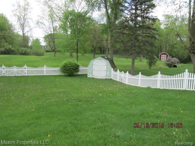 41158 Savage Road Belleville, MI 48111 - Photo 3 of 9