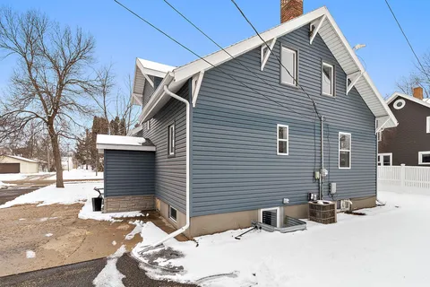 $339,900 | 219 12th Avenue West, Alexandria, MN 56308