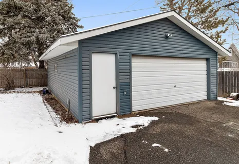 $349,900 | 219 12th Avenue West, Alexandria, MN 56308
