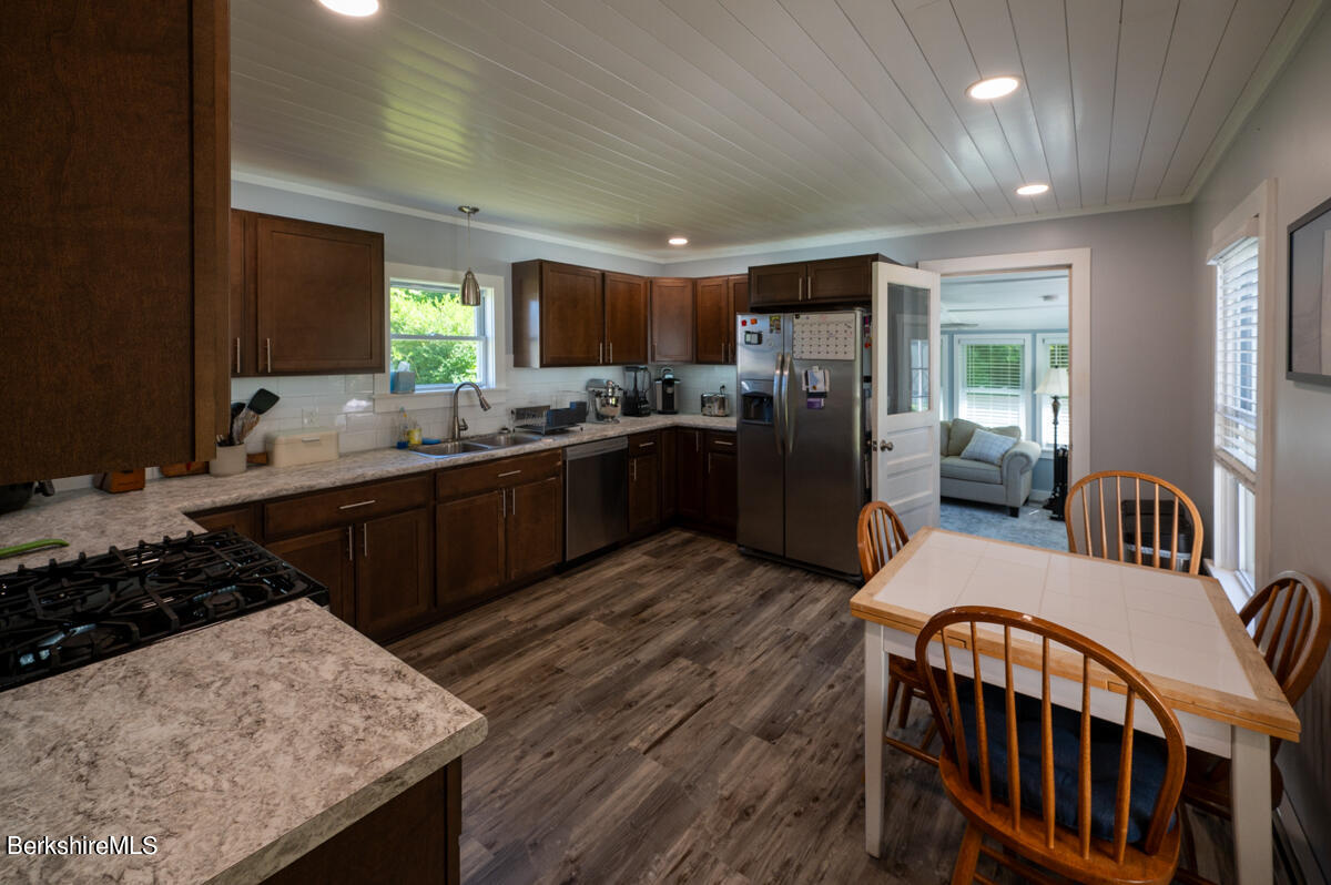 211 Branch Street Bennington, VT 05201 - Photo 5 of 24 Kitchen