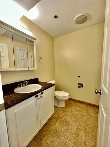 $2,800 | 24 Arsenal Street, Unit 41, Watertown, MA 02472