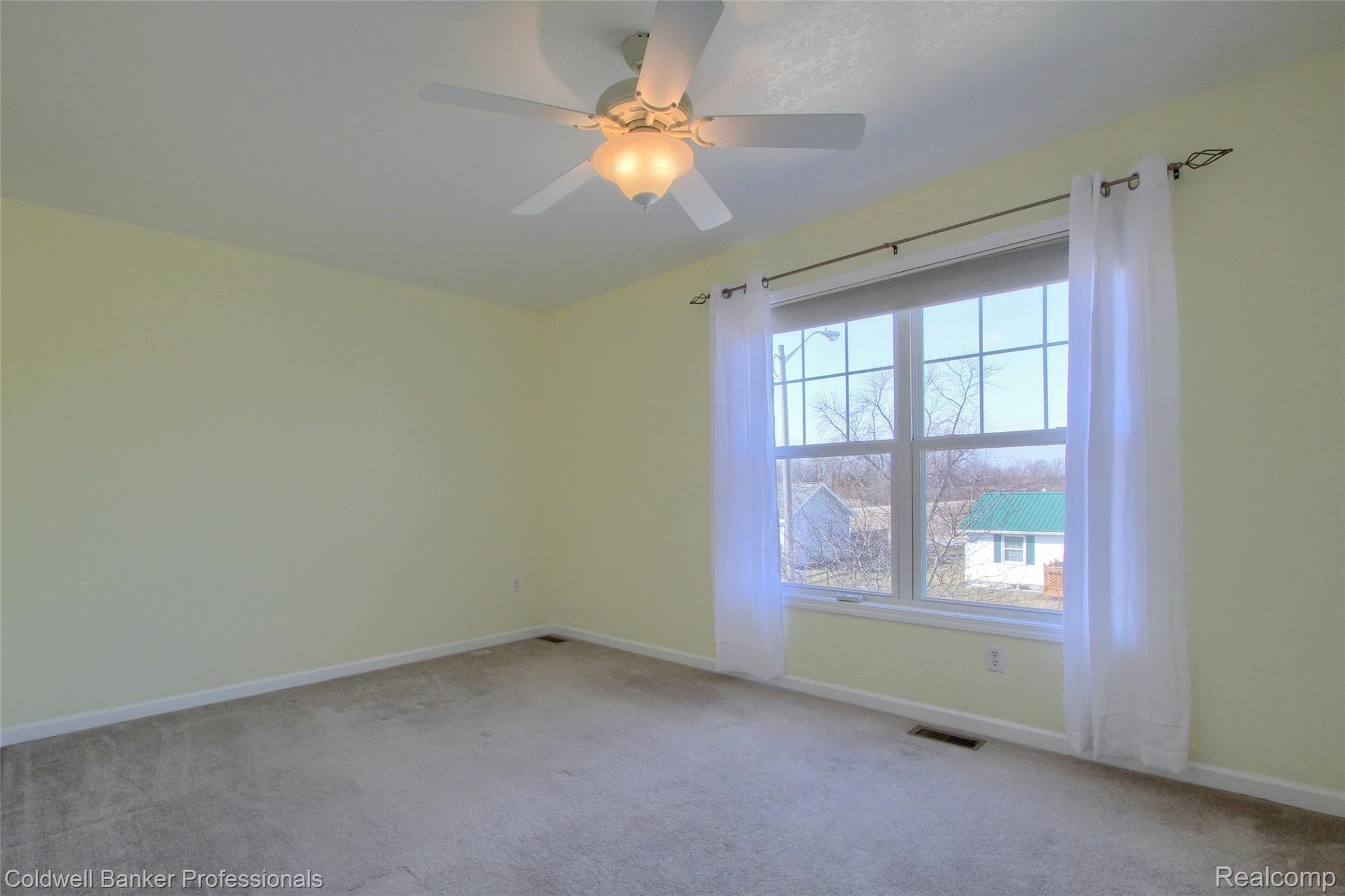 4982 Sycamore Road Newport, MI 48166 - Photo 21 of 32 Bedroom 3