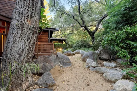 $2,949,000 | 354 North Cañon Avenue, Sierra Madre, CA 91024