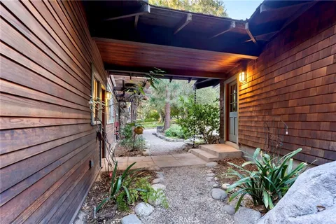 $2,949,000 | 354 North Cañon Avenue, Sierra Madre, CA 91024