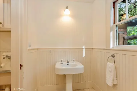 $2,949,000 | 354 North Cañon Avenue, Sierra Madre, CA 91024