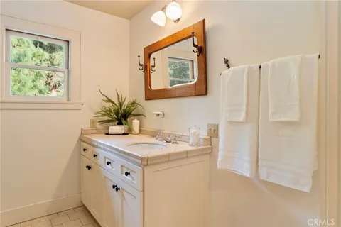 $2,949,000 | 354 North Cañon Avenue, Sierra Madre, CA 91024