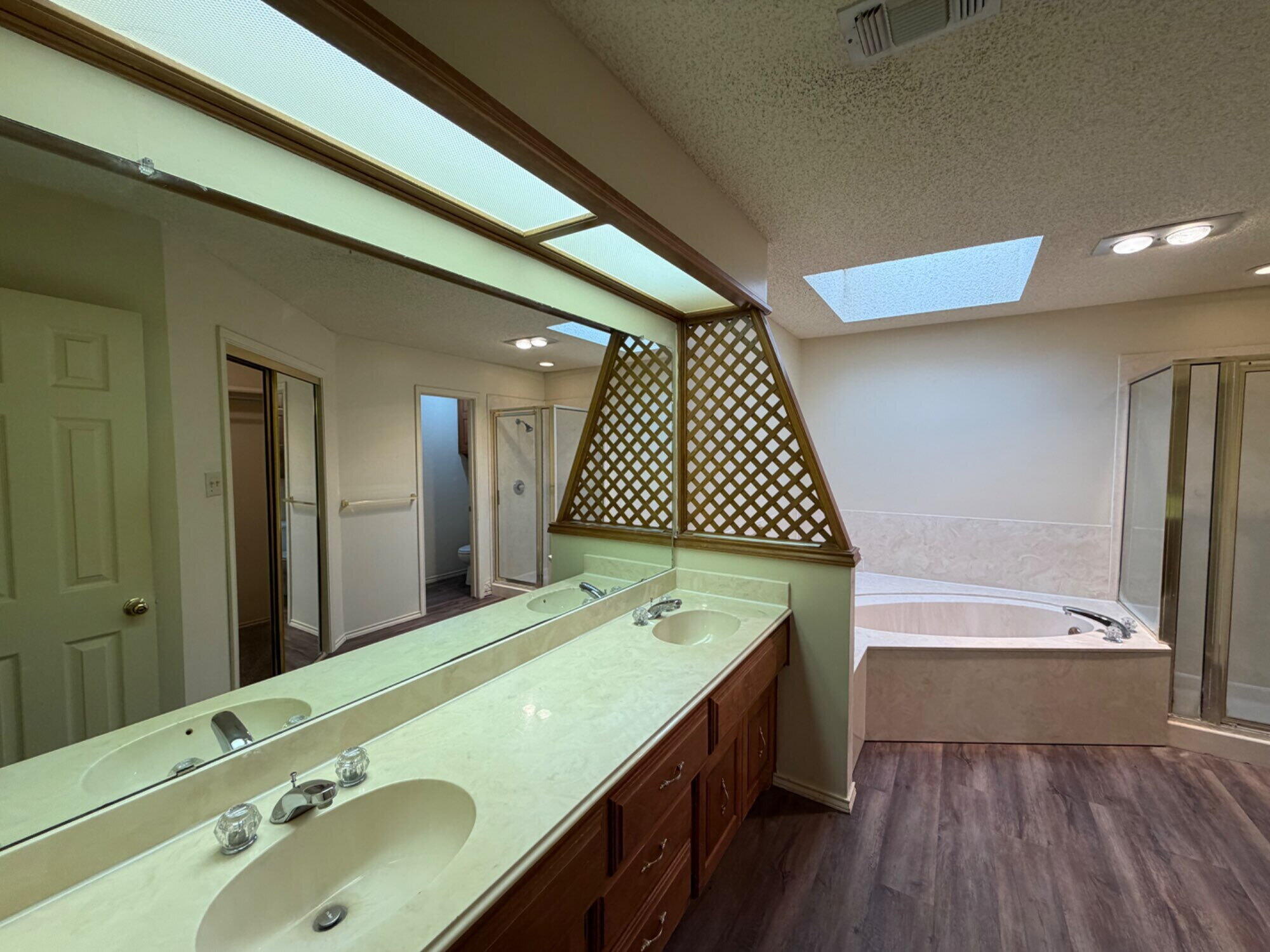 5806 78th Street Lubbock, TX 79424 - Photo 9 of 15 IMG_6869