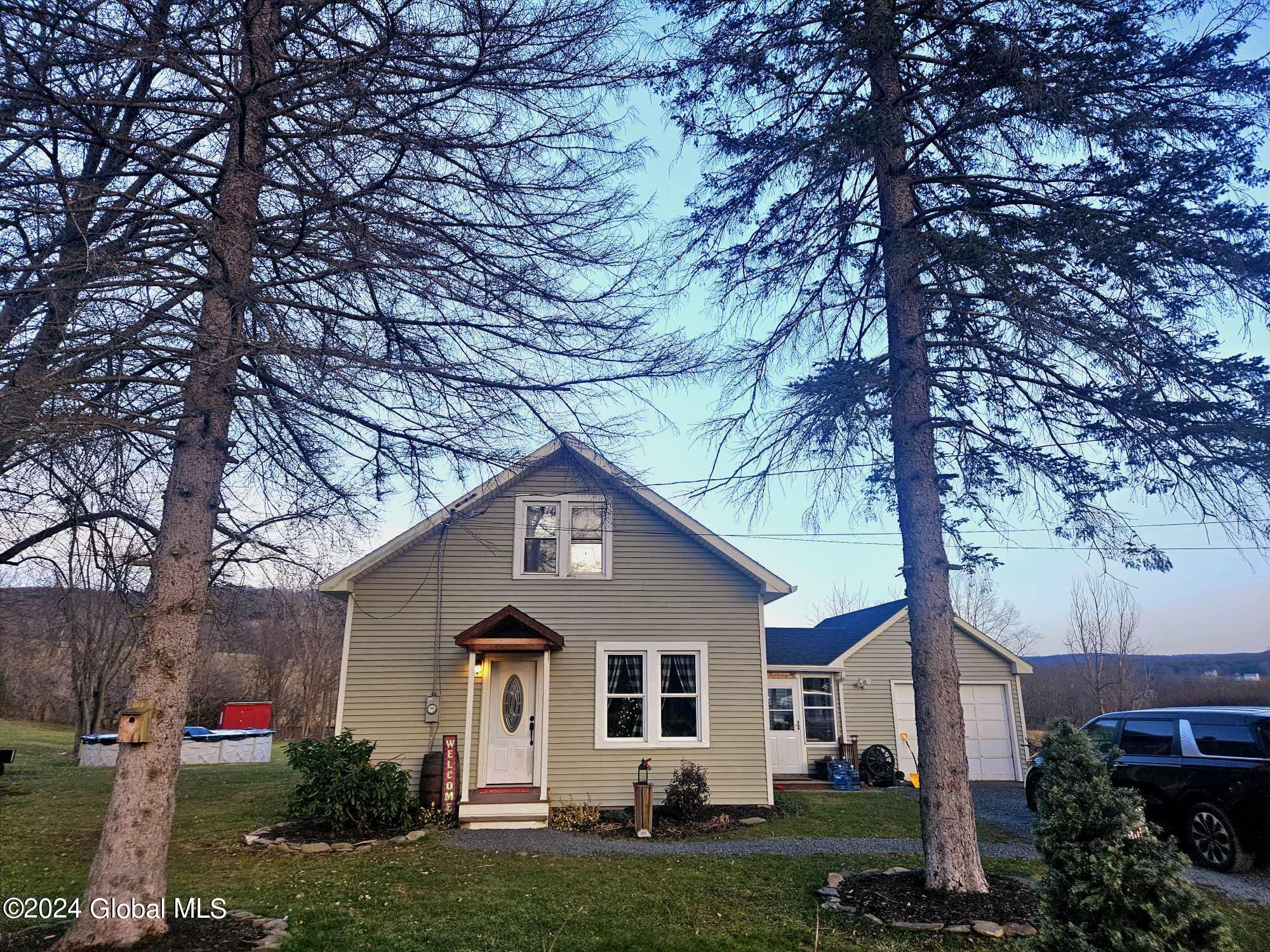 34 Button Road Pittstown, NY 12180 - Photo 1 of 31 Front
