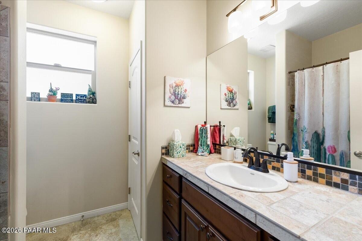 1052 Rough Diamond Drive Prescott, AZ 86301 - Photo 7 of 21 Bath 1