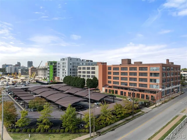 $230,000 | 4100 Forest Park Avenue, Unit 517, St. Louis, MO 63108