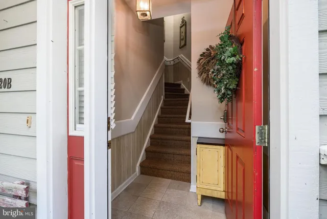 a view of entryway and hall