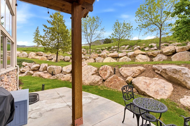 5176 Fairview Loop, Unit 503 Eden, UT 84310 - Photo 16 of 19