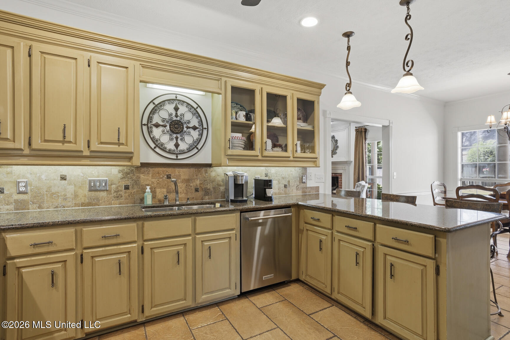 120 Eastpointe Circle Madison, MS 39110 - Photo 18 of 51 Tons of Countertop and Counter Space