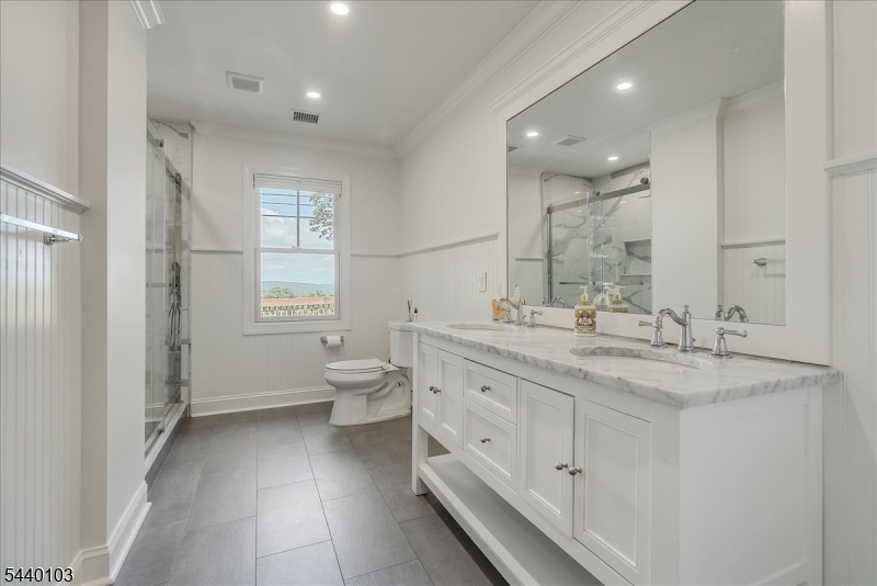 8 Sheeprock Road Kinnelon, NJ 07405 - Photo 20 of 47