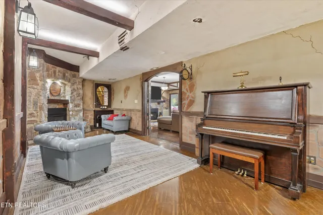 $749,900 | 312 Westwood Drive, Clinton, TN 37716