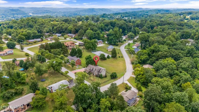 $749,900 | 312 Westwood Drive, Clinton, TN 37716