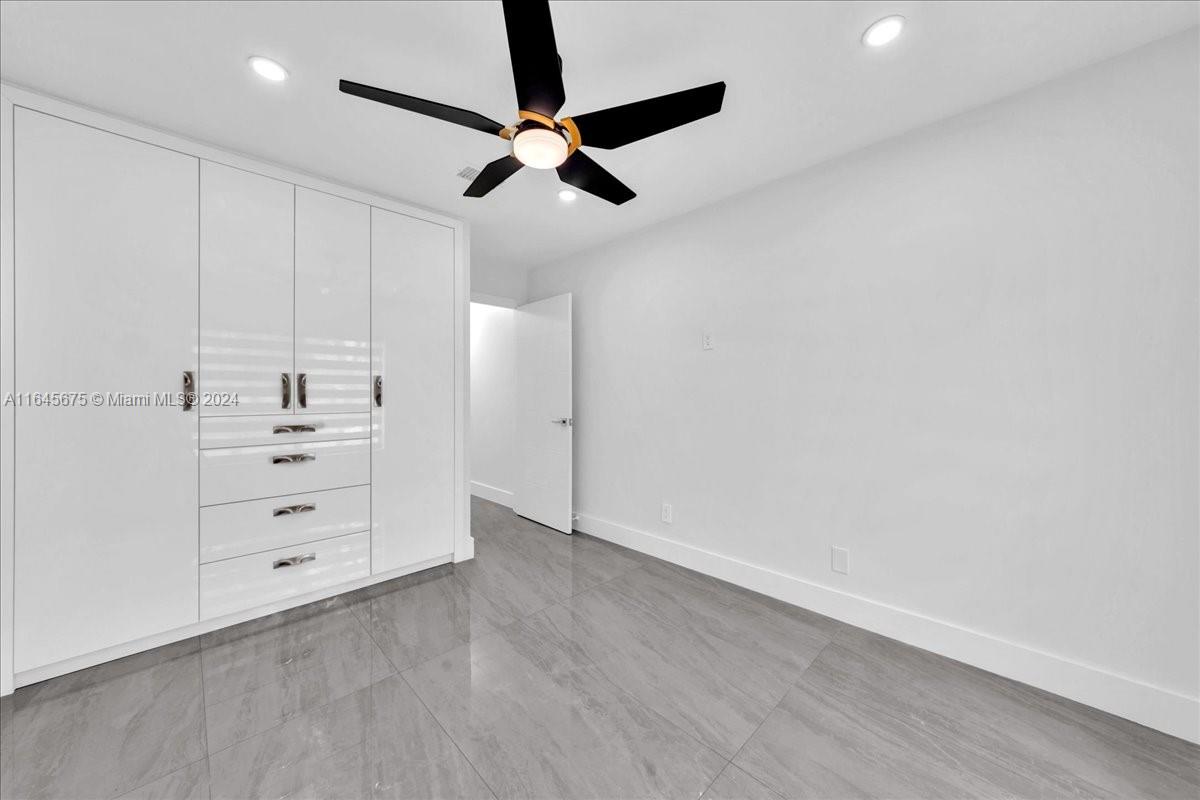 2373 Southwest 177th Terrace Miramar, FL 33029 - Photo 15 of 79