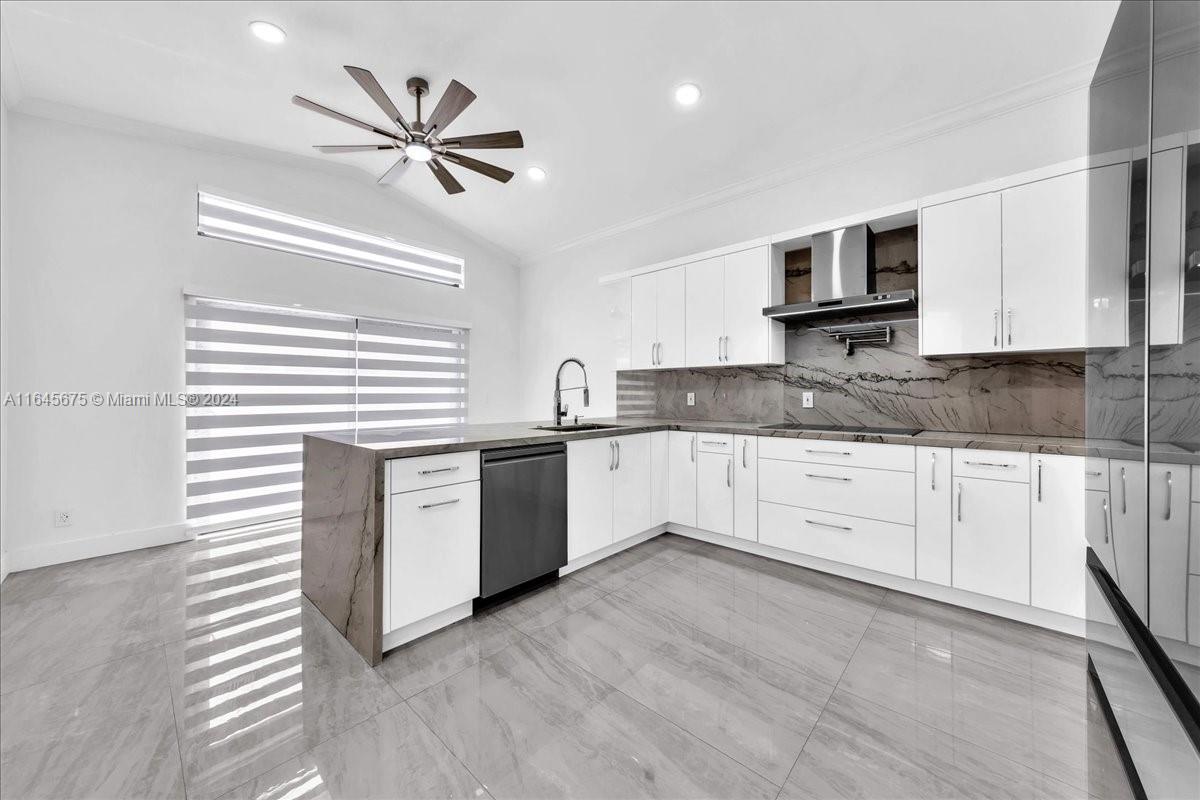 2373 Southwest 177th Terrace Miramar, FL 33029 - Photo 35 of 79