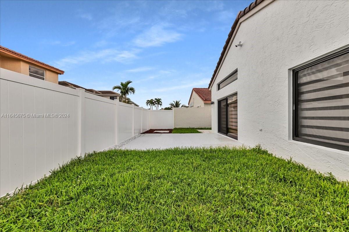 2373 Southwest 177th Terrace Miramar, FL 33029 - Photo 53 of 79