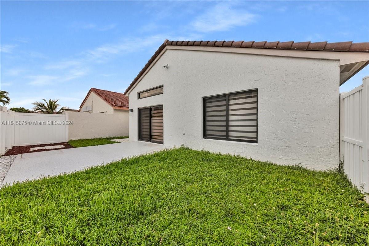 2373 Southwest 177th Terrace Miramar, FL 33029 - Photo 54 of 79