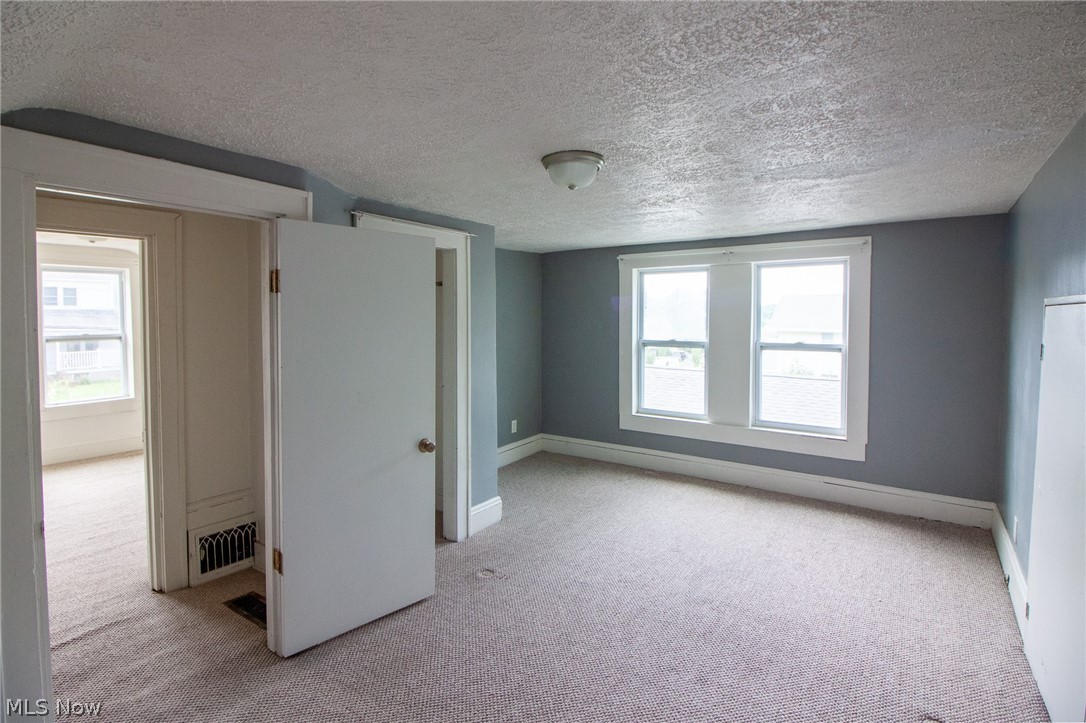 1869 Springfield Center Road Akron, OH 44312 - Photo 14 of 21