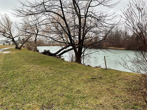 $349,900 | 370 Walker Drive, Canandaigua City, NY 14424