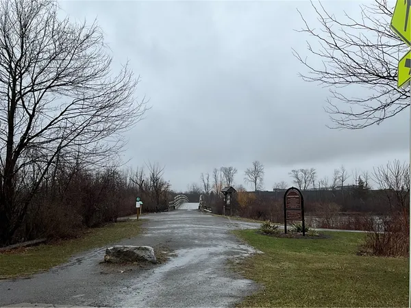 $349,900 | 370 Walker Drive, Canandaigua City, NY 14424