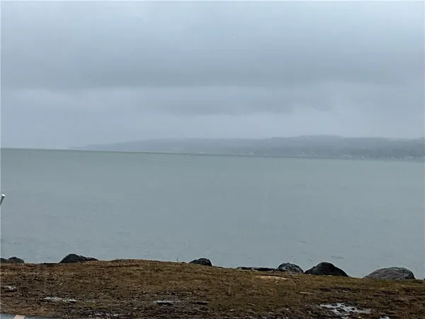 $349,900 | 370 Walker Drive, Canandaigua City, NY 14424