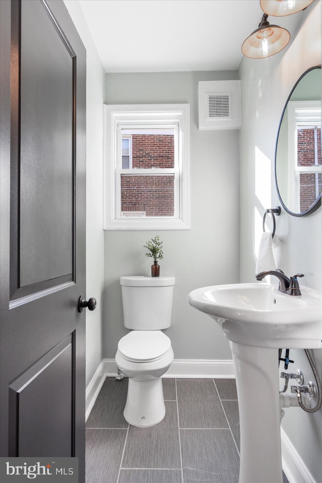 1417 Northgate Road Baltimore, MD 21218 - Photo 13 of 40