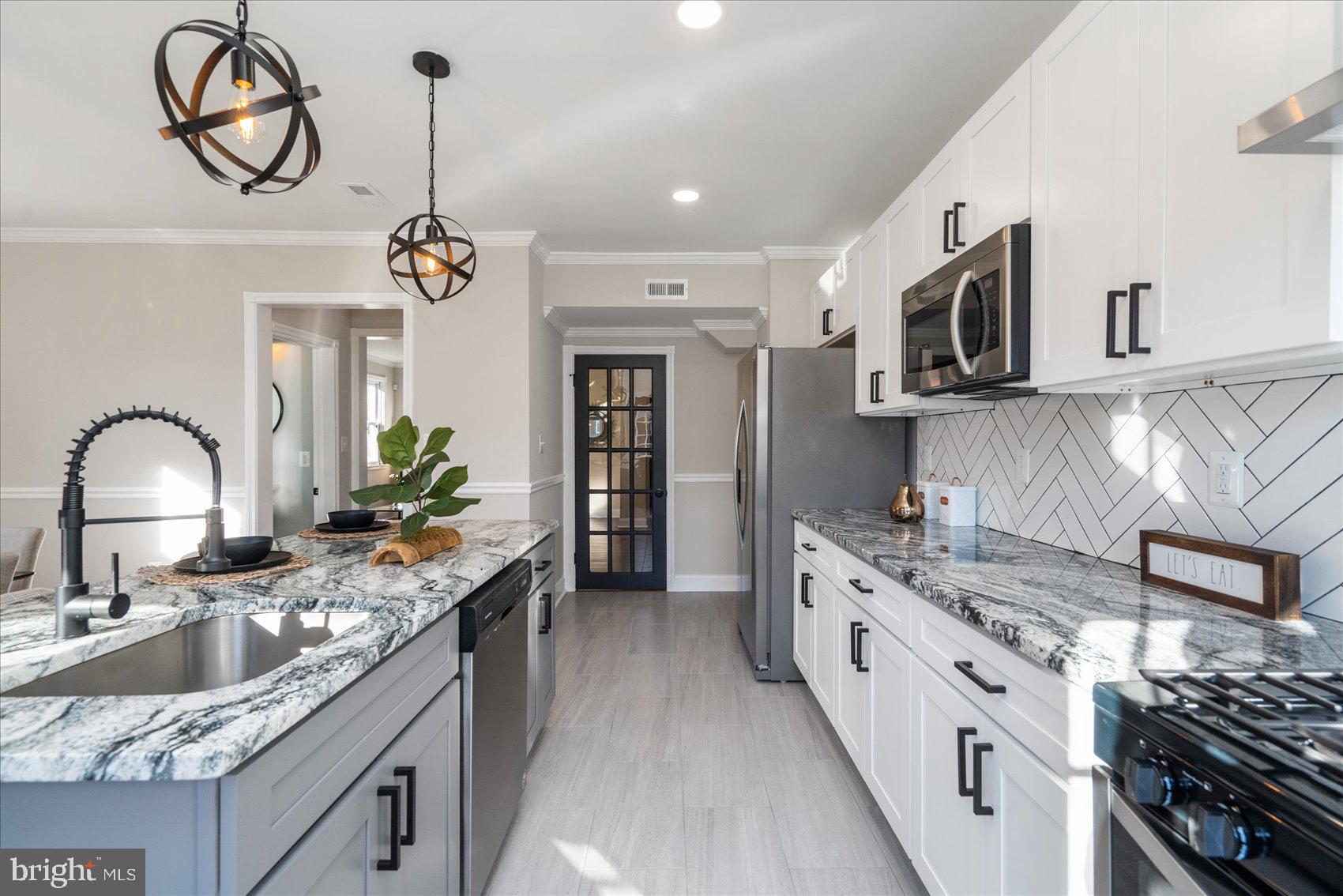 1417 Northgate Road Baltimore, MD 21218 - Photo 6 of 40