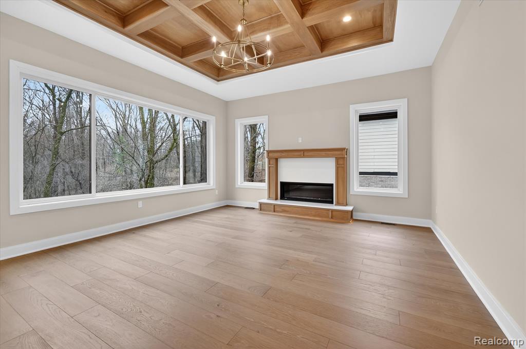 546 Maplehill Road Rochester Hills, MI 48306 - Photo 16 of 52