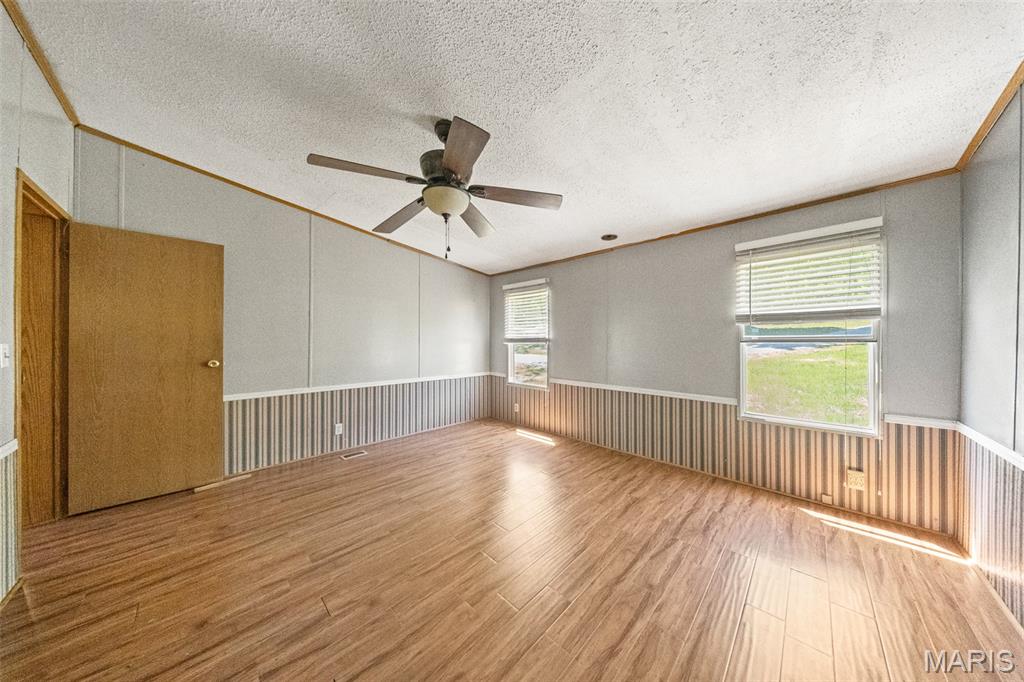 30125 Sunnyside Road Laquey, MO 65534 - Photo 17 of 33