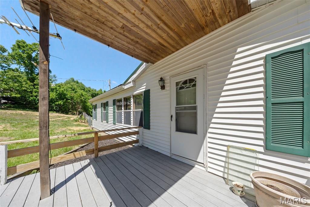 30125 Sunnyside Road Laquey, MO 65534 - Photo 20 of 33
