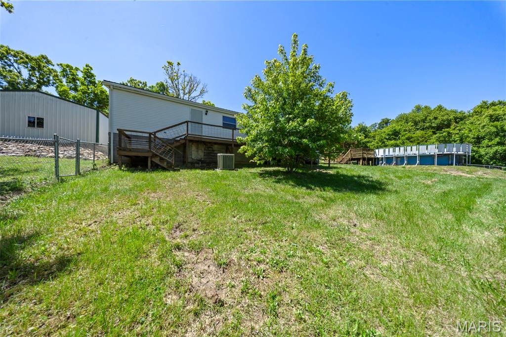 30125 Sunnyside Road Laquey, MO 65534 - Photo 32 of 33