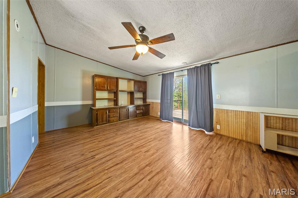 30125 Sunnyside Road Laquey, MO 65534 - Photo 5 of 33