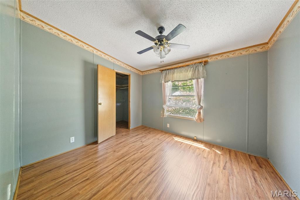 30125 Sunnyside Road Laquey, MO 65534 - Photo 10 of 33