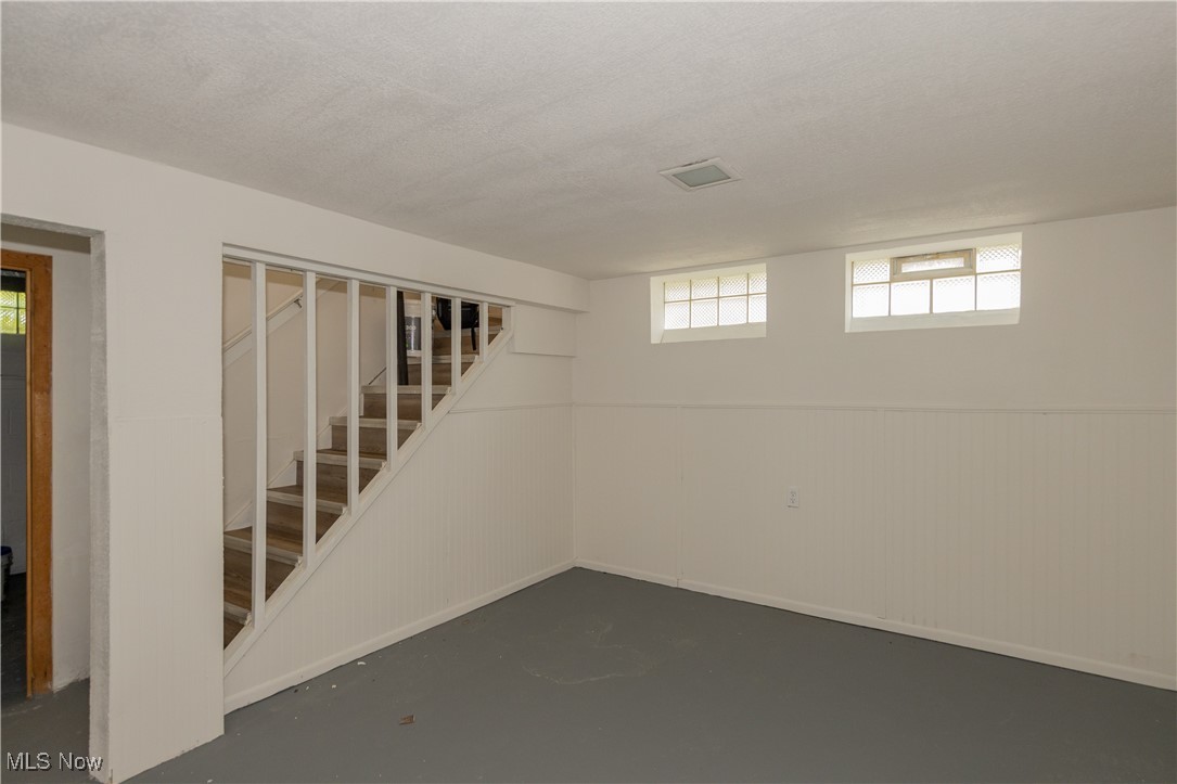 21304 Watson Road Maple Heights, OH 44137 - Photo 9 of 10 Gallery Image 9