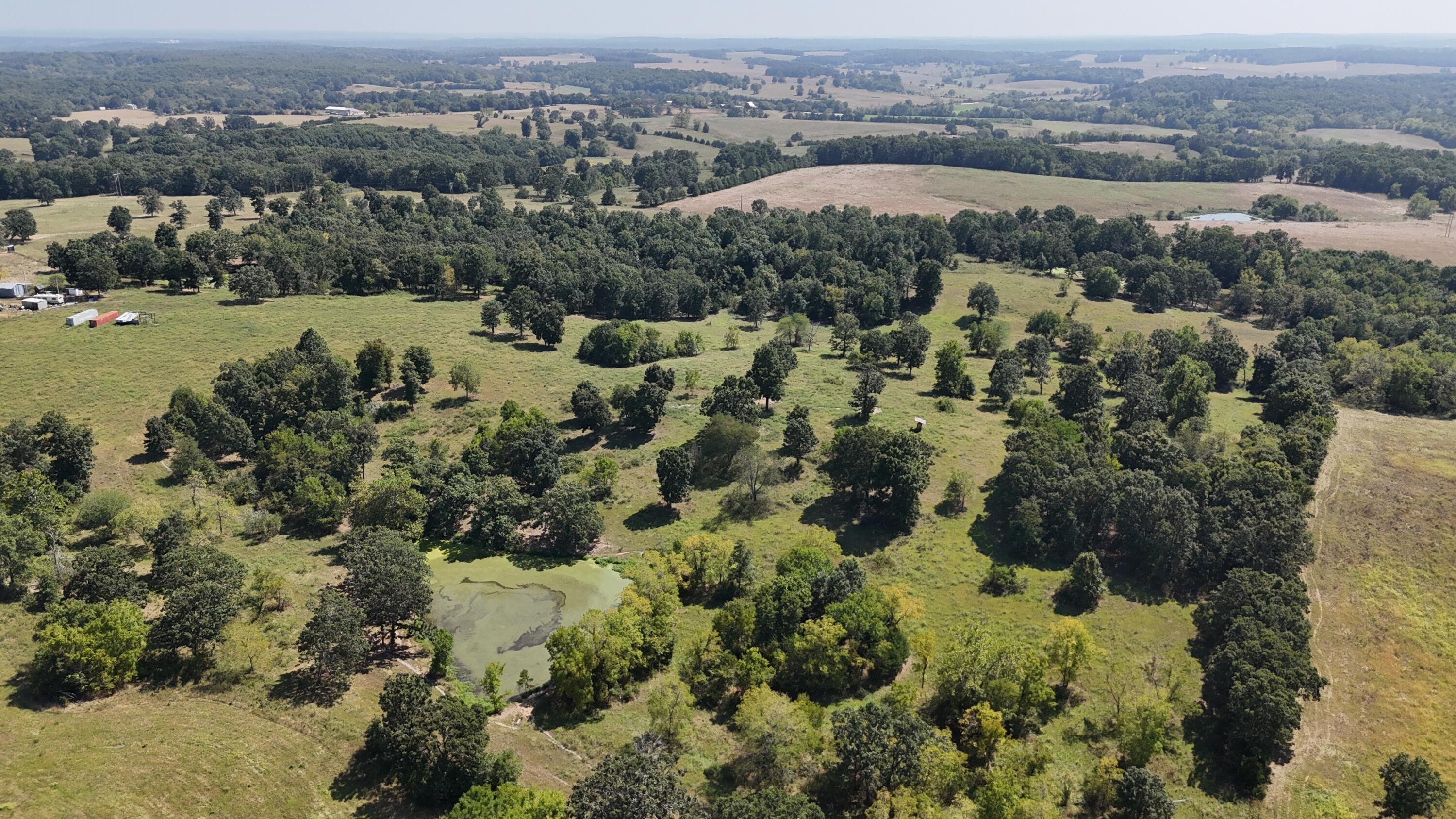 24770 Juniper Road Lebanon, MO 65536 - Photo 18 of 28 DJI_20250904141037_0165_D