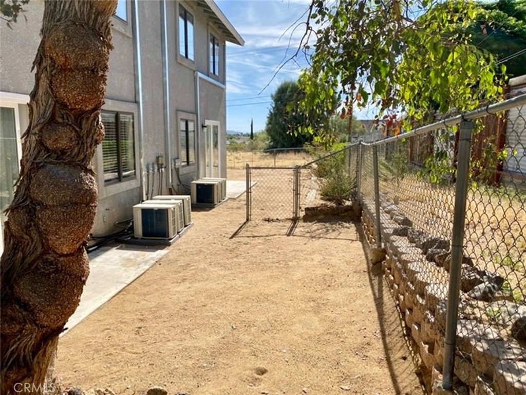 61737 Desert Air Road, Unit D Joshua Tree, CA 92252 - Photo 18 of 19