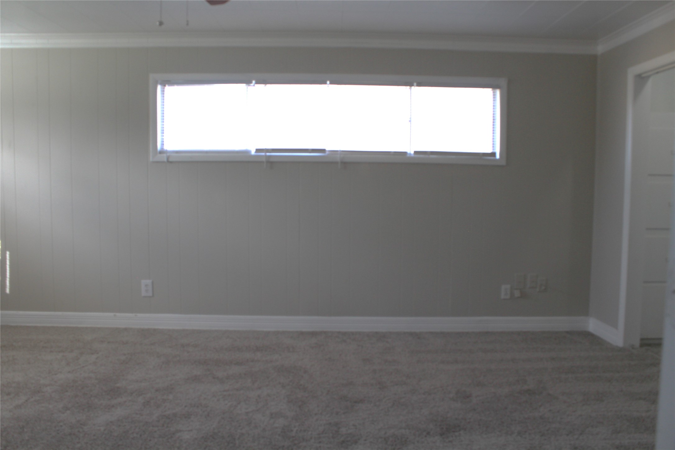817 Hudler Street La Marque, TX 77568 - Photo 39 of 43 a view of a window in an empty room