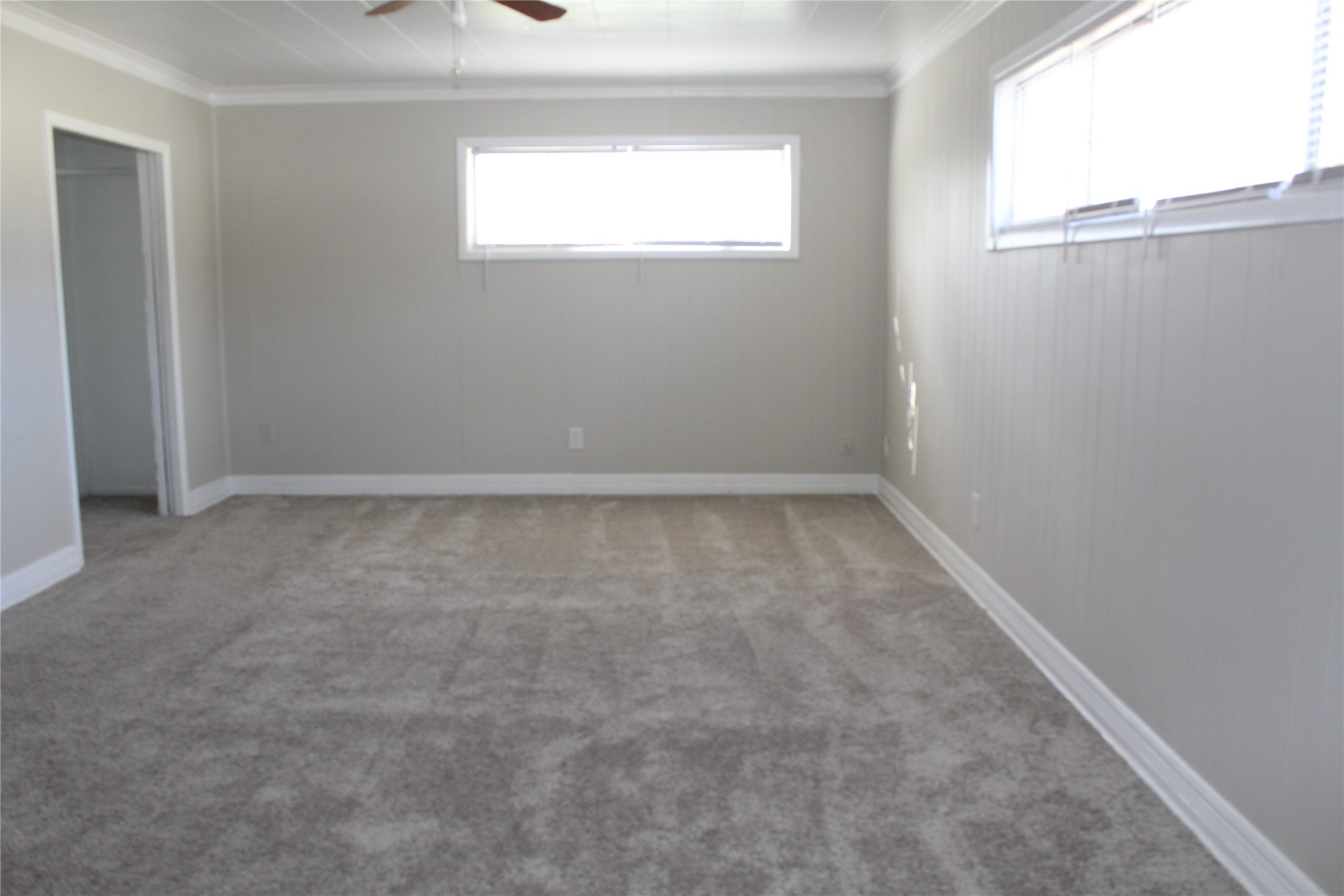817 Hudler Street La Marque, TX 77568 - Photo 40 of 43 an empty room with a window